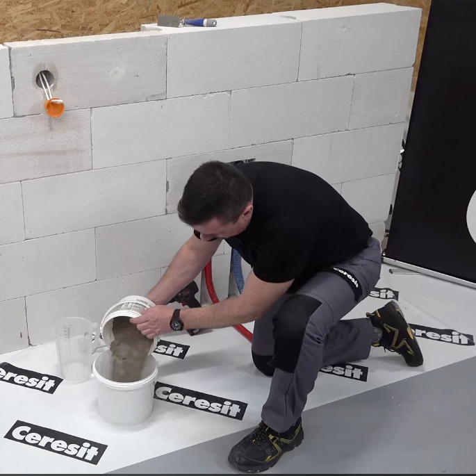 Zaprawa Cementowa Szybkowiążąca Ceresit CX5 Cement Montażowy Do Betonu 5 kg