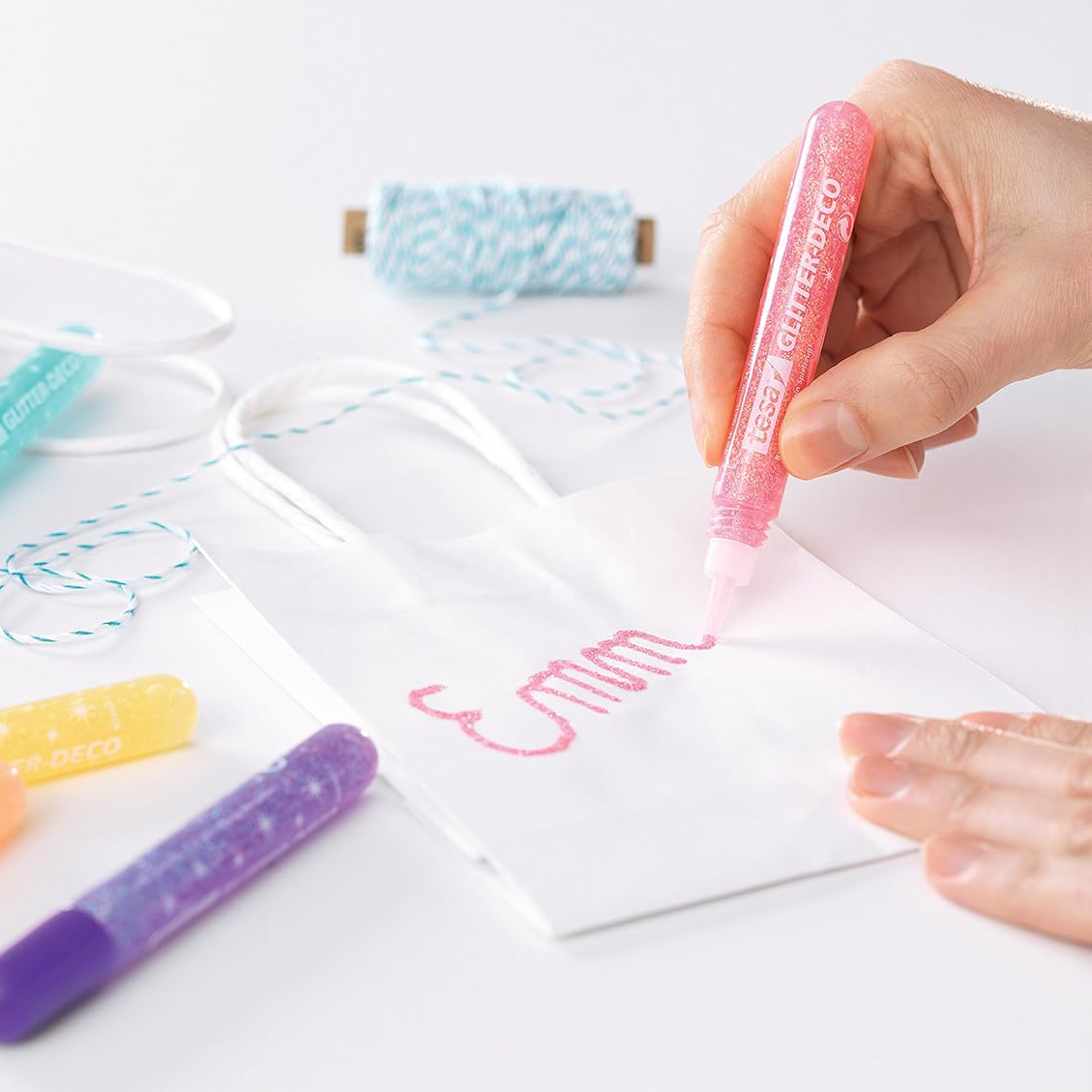 Klej Z Brokatem Tesa Candy Glitter Brokatowy Zestaw 6 Kolorów 10ml