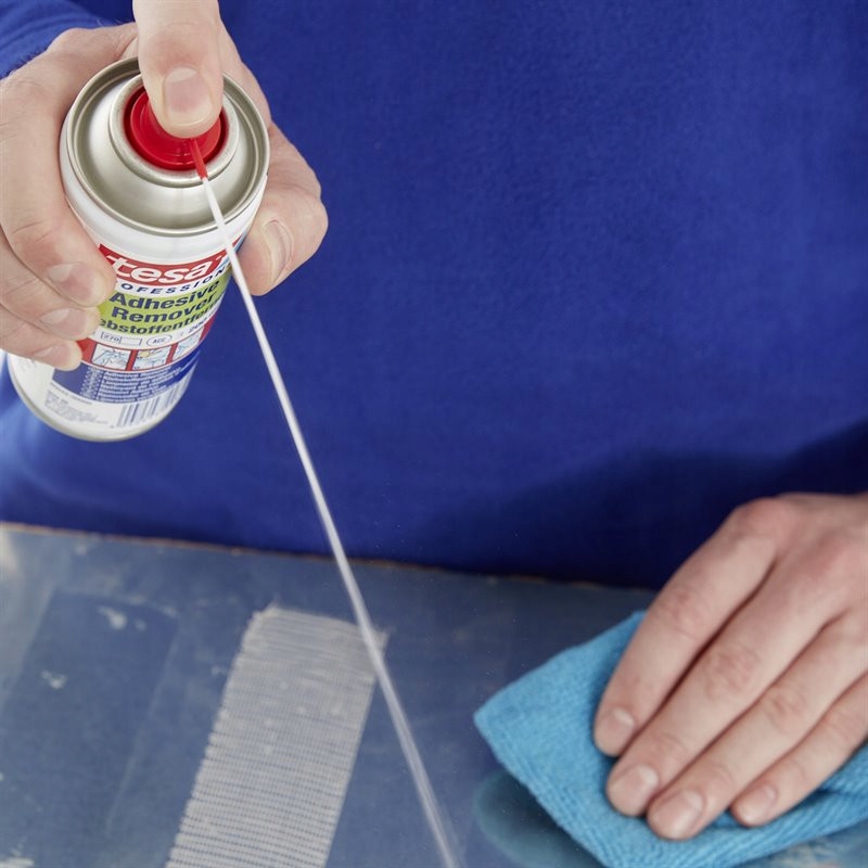 Zmywacz w Sprayu Tesa Do Usuwania Kleju Naklejek Etykiet Taśm Czyścik 200ml