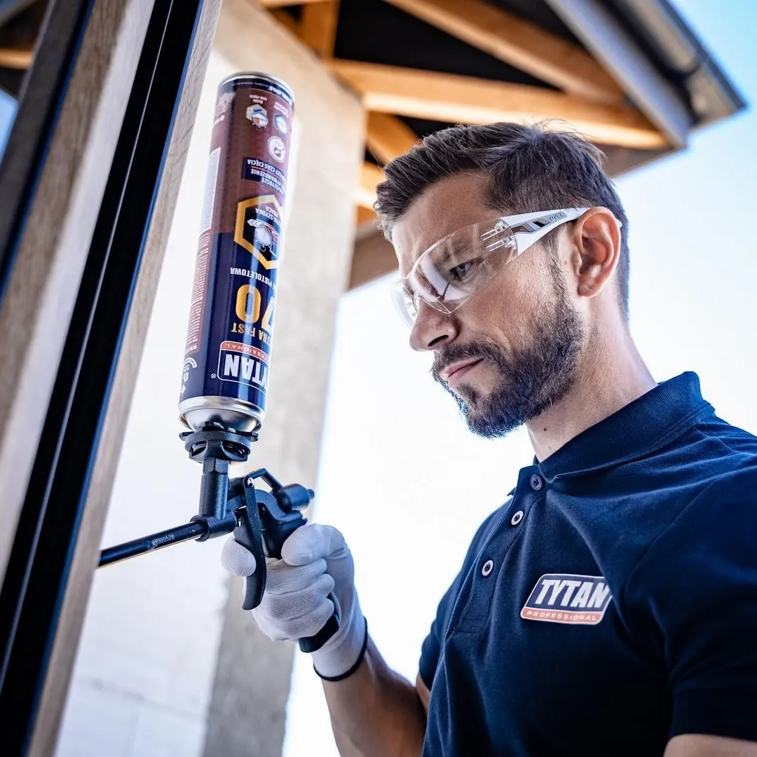 Piana Montażowa Pistoletowa Tytan Ultra Fast 70 Pianka Niskoprężna 750ml