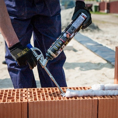 Pianoklej Do Murowania Tytan Professional Klej Piana Gotowa Zaprawa 870 ml