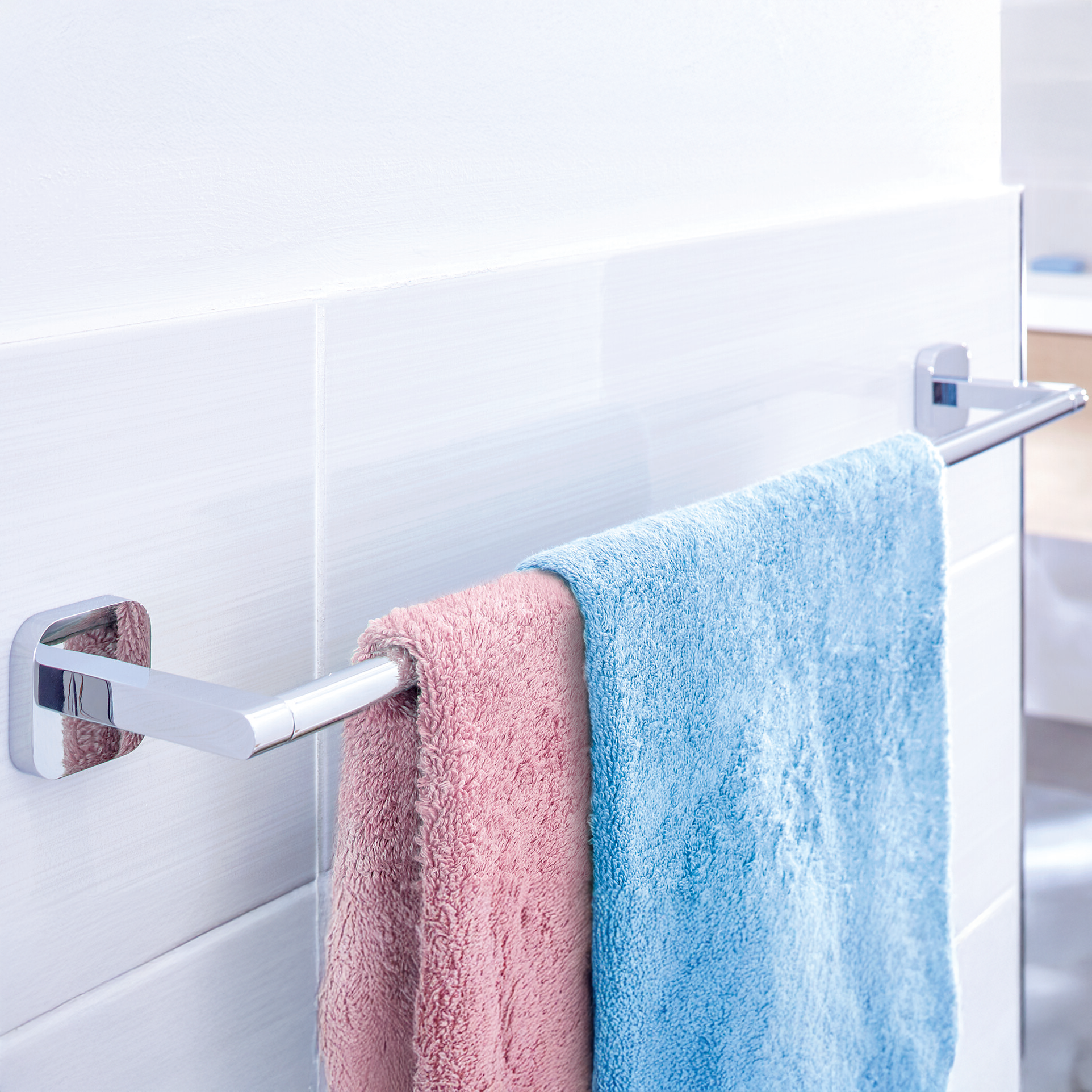 Reling Wieszak Na Ręczniki Tesa ELEGAANT Do Łazienki Chromowany Metalowy