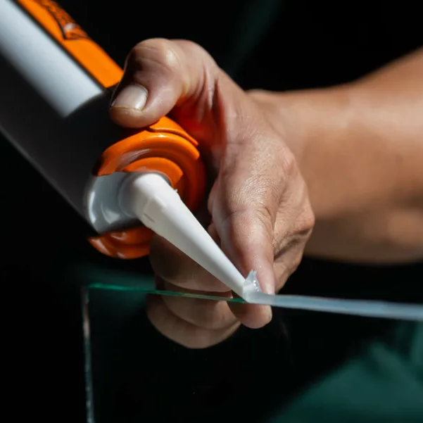 Silikon Szklarski Tytan Professional Uszczelniacz Akwariowy Czarny 280ml