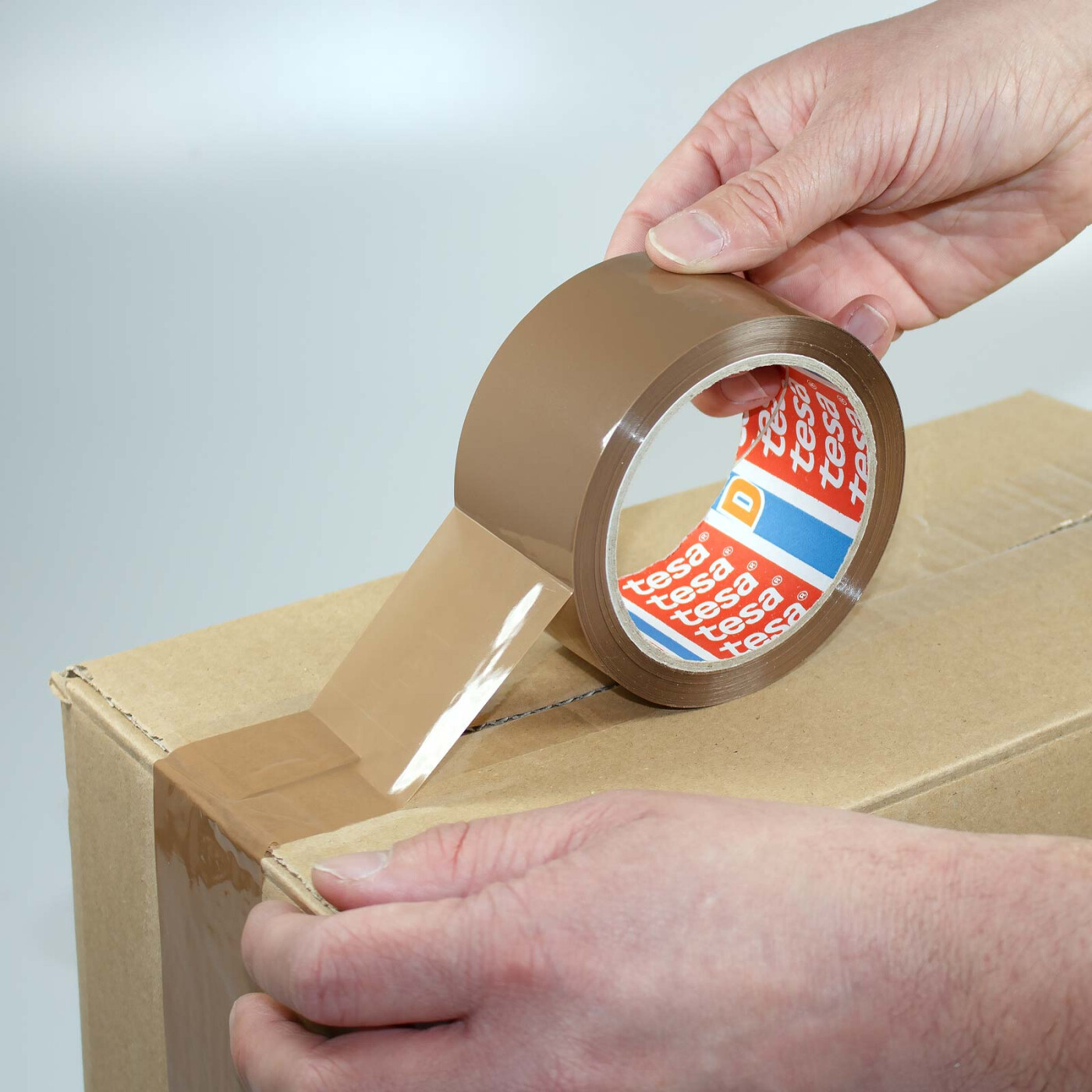 Taśma Klejąca Pakowa Tesa 4089 Kauczuk 75mm x 66m Mocna Brązowa Solvent