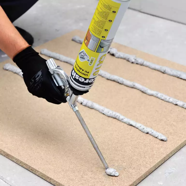 Klej Uniwersalny Poliuretanowy Ceresit CX10 Szybkoschnący Mocny 850 ml