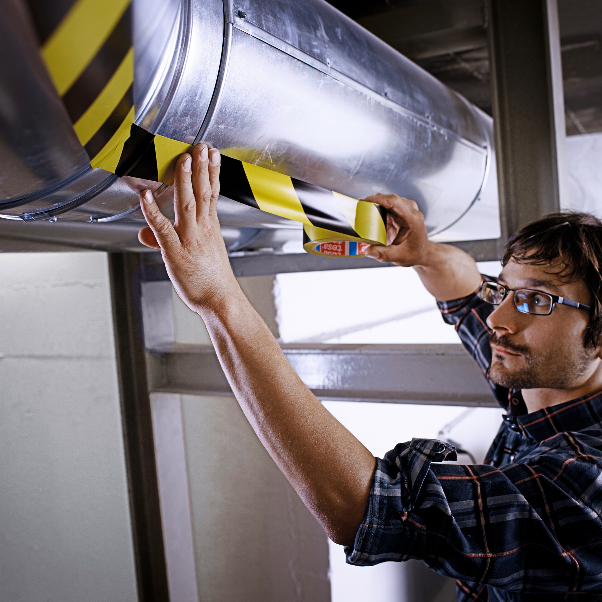 Taśma Ostrzegawcza Oznaczeniowa Tesa Samoprzylepna Żółta 50mm x 33m