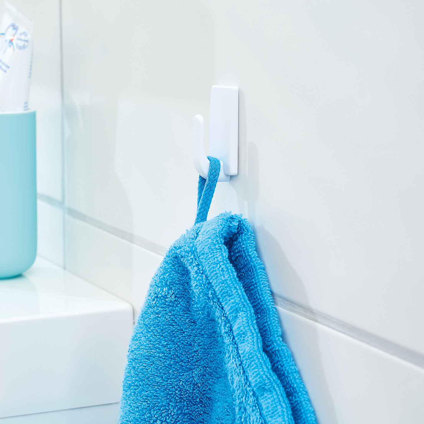 Haczyki Samoprzylepne Łazienkowe Tesa Powerstrips Do Wieszania 1kg 3 szt