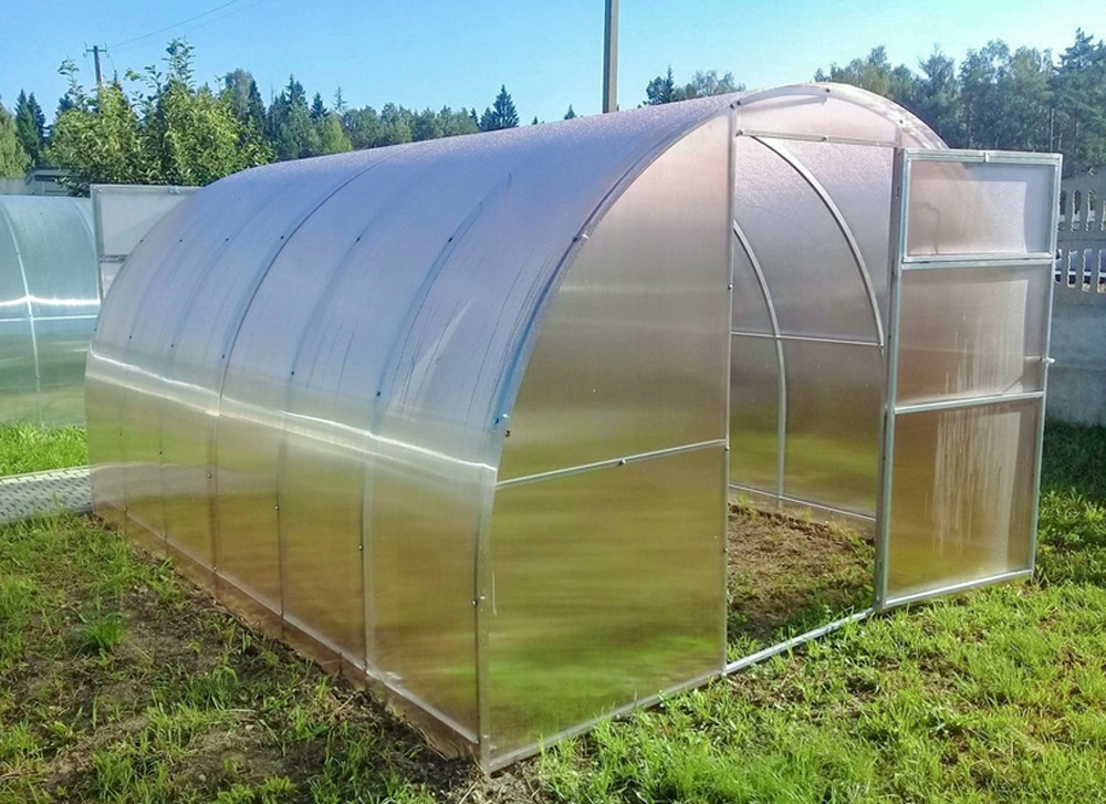 SZKLARNIA z POLIWĘGLANU 3x3m z OCYNK TUNEL 40x20mm