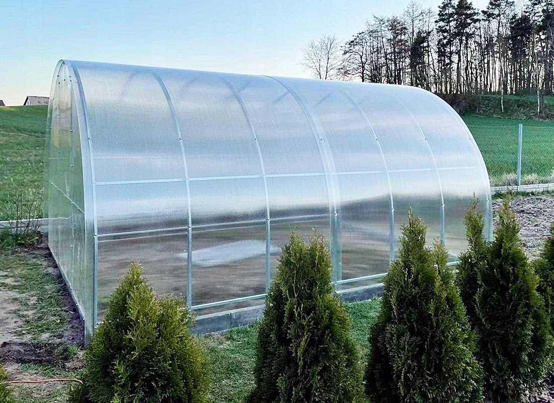 SZKLARNIA z POLIWĘGLANU 3x3m z OCYNK TUNEL 40x20mm