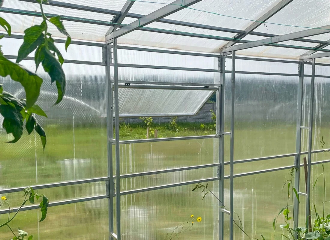 OKNO BOCZNE DO SZKLARNI DOMEK