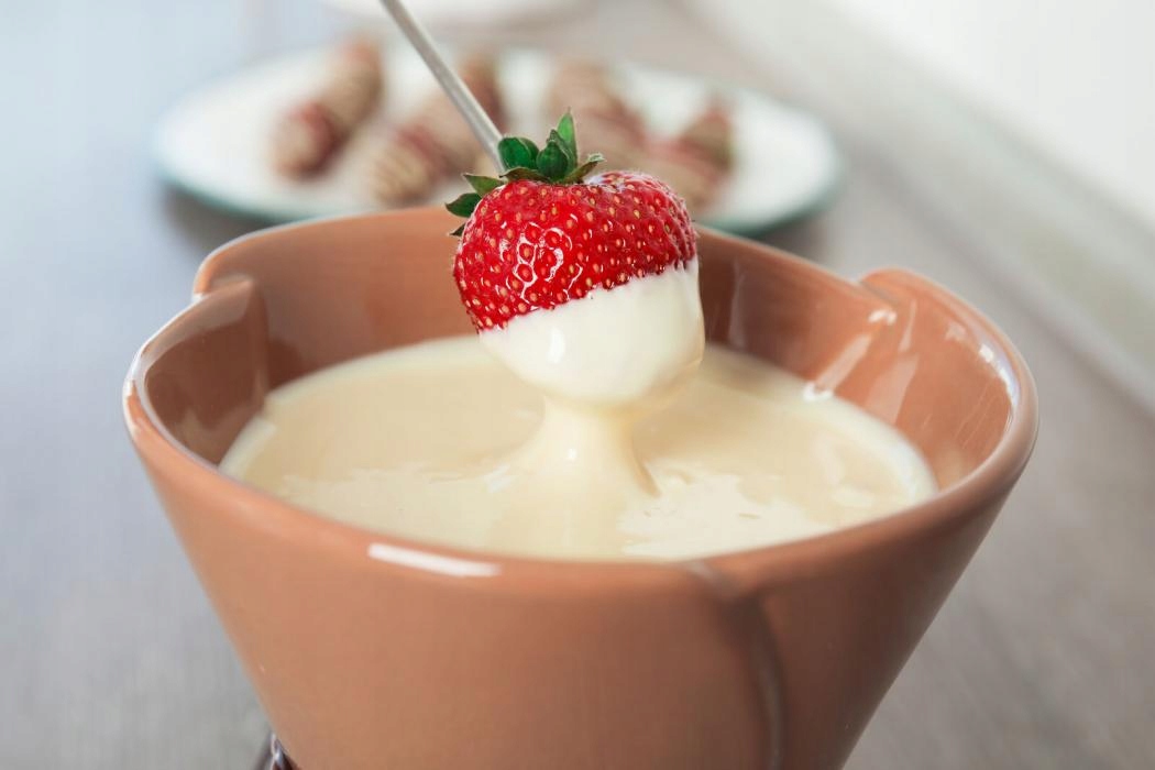 CZEKOLADA biała 28% Sicao Callets White Barry Callebaut 2,5kg