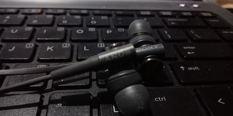 ORYGINALNE SŁUCHAWKI PRZEWODOWE SONY MDR-XB55AP EXTRA BASS