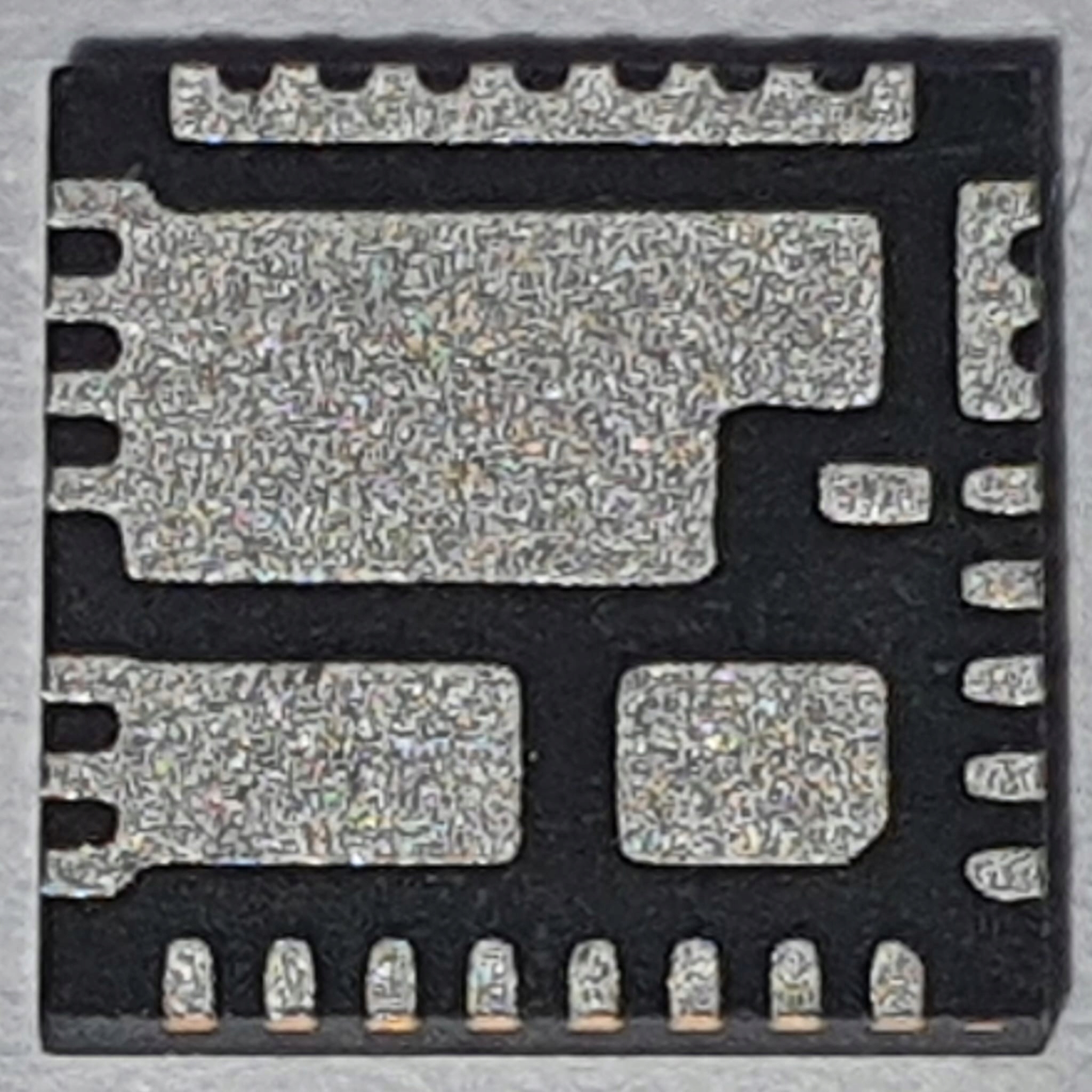 Nowy Układ FDMF3035 QFN-31 — zdjęcie 2