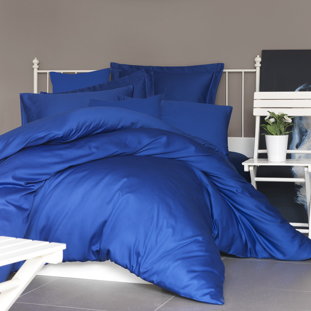 Komplet pościeli satynowej Gweeter 200x220 cm granatowy - zdjęcie 1