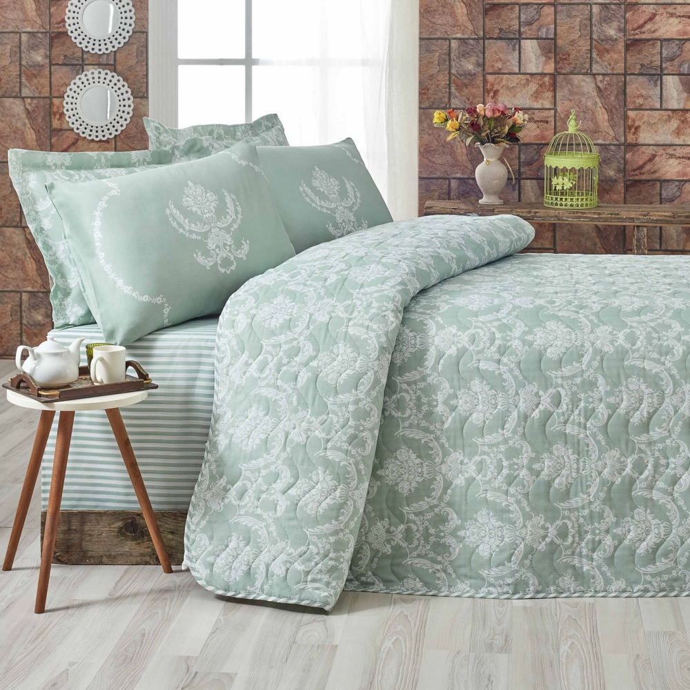 Narzuta Sheana 200x220 cm  z dwiema poszewkami na poduszki 50x70 cm miętowa - zdjęcie 1