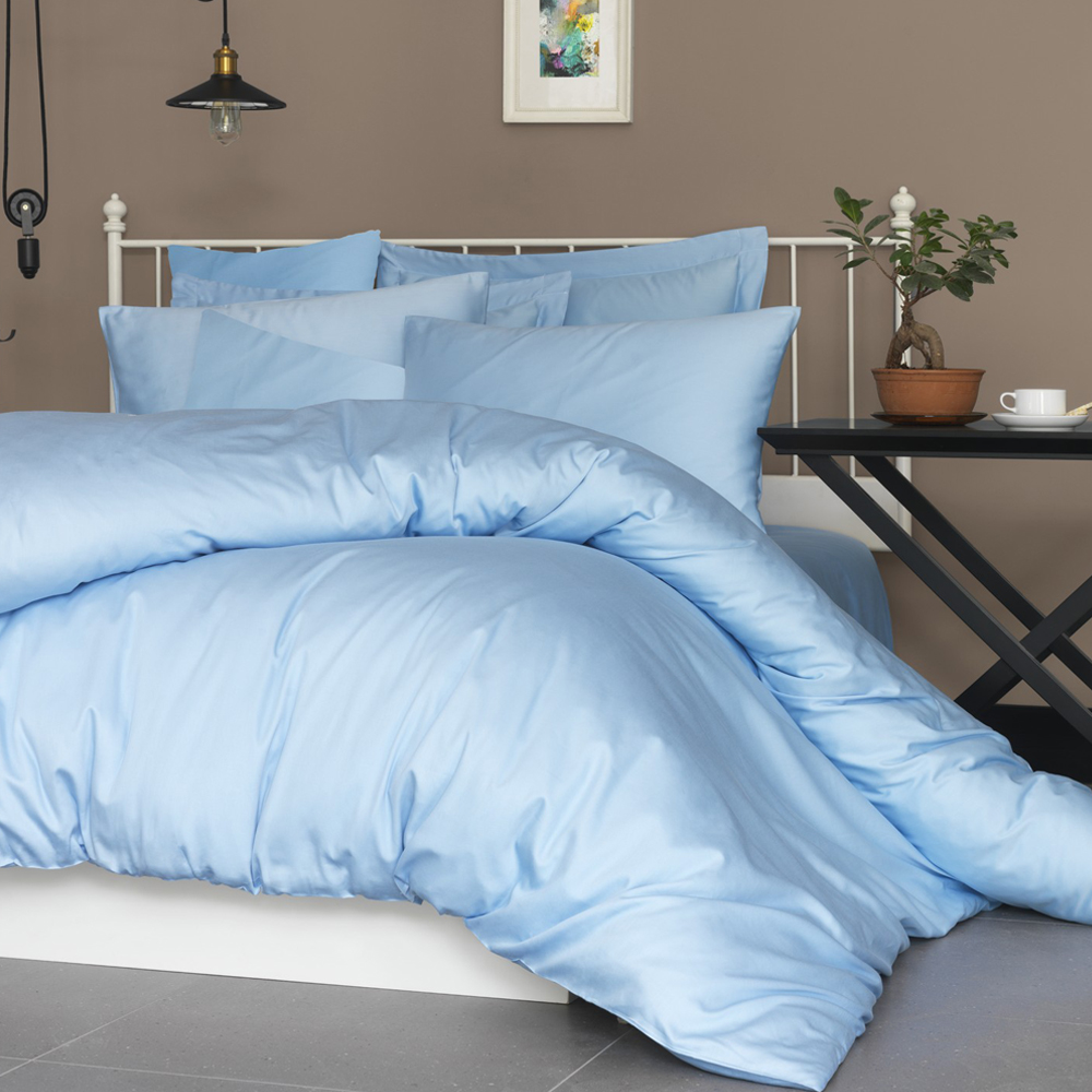 Komplet pościeli satynowej Gweeter 200x220 cm błękitny - zdjęcie 1