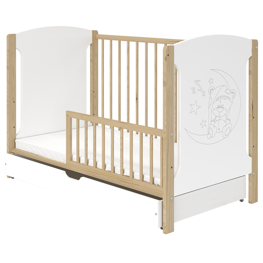 Łóżeczko dziecięce Tialka drewniane z szufladą i materacem 60x120 cm z motywem śpiącego misia - zdjęcie 1