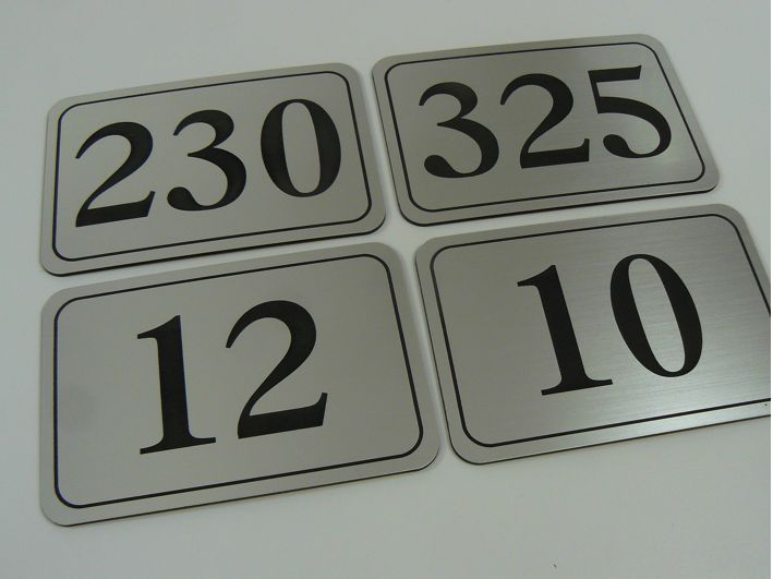 Numer / numerek na drzwi tabliczka grawerowanie